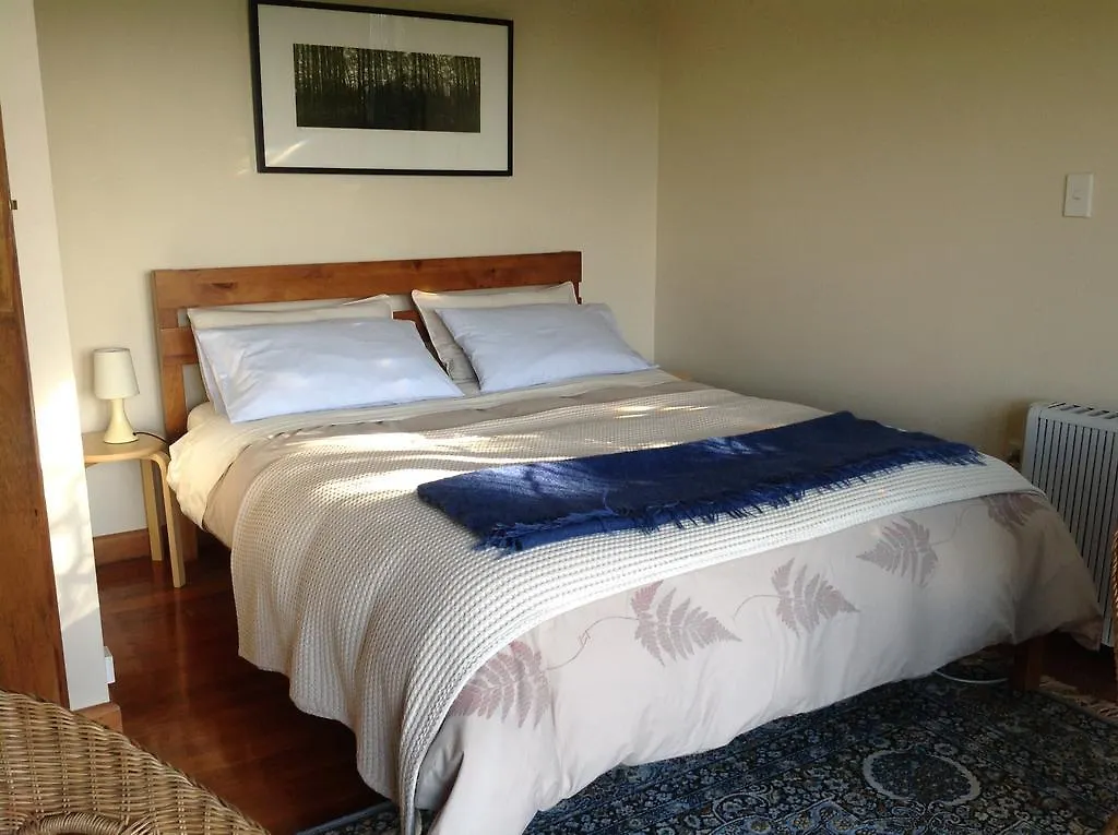 Featherstone B&B Bed & Breakfast Christchurch