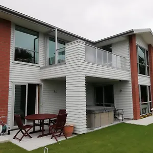Whaka Heights Bed & Breakfast